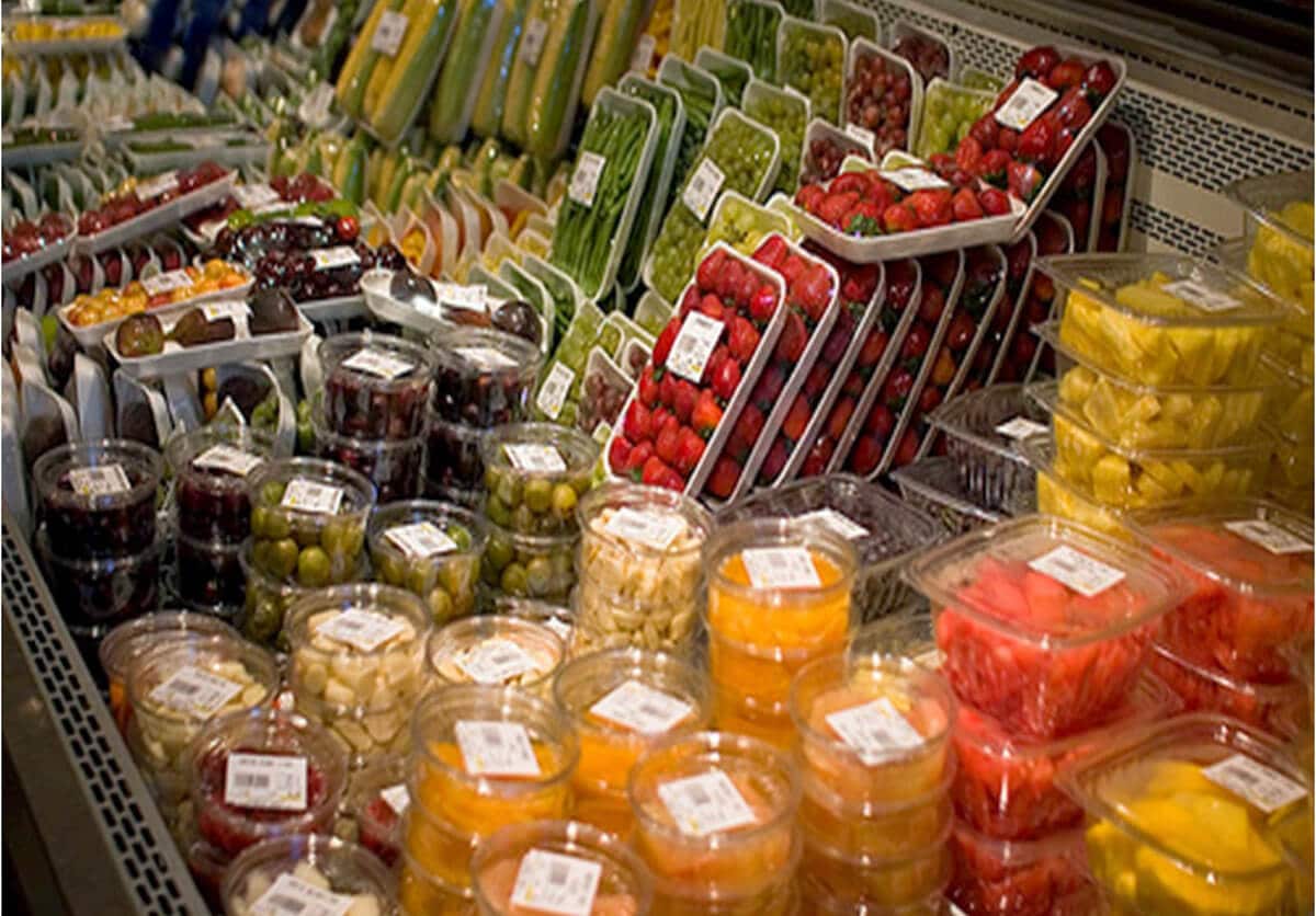 20 Ways to Avoid Toxins in Plastic | Small Footprint Family